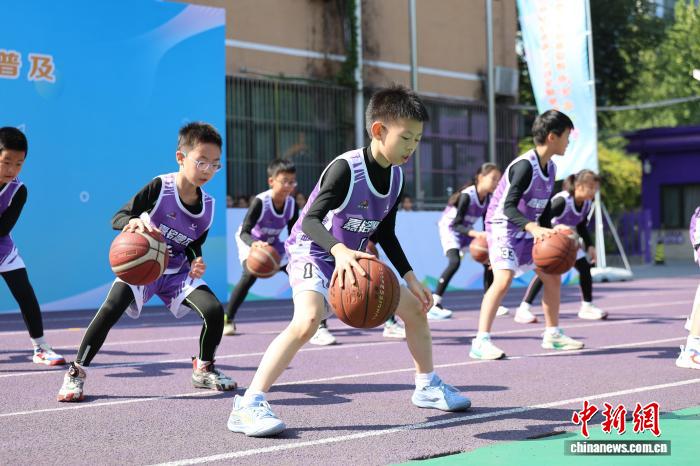 2025年北京青少年科学健身启幕：以“奔跑吧·少